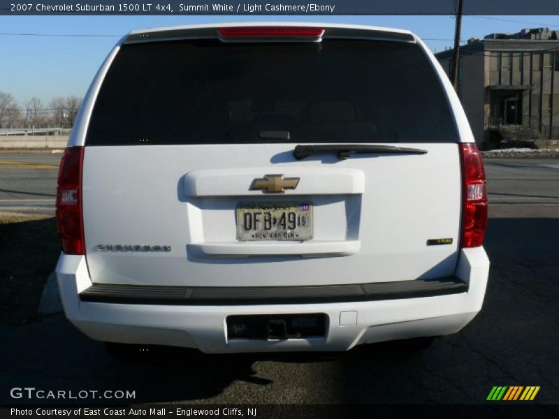 Summit White / Light Cashmere/Ebony 2007 Chevrolet Suburban 1500 LT 4x4