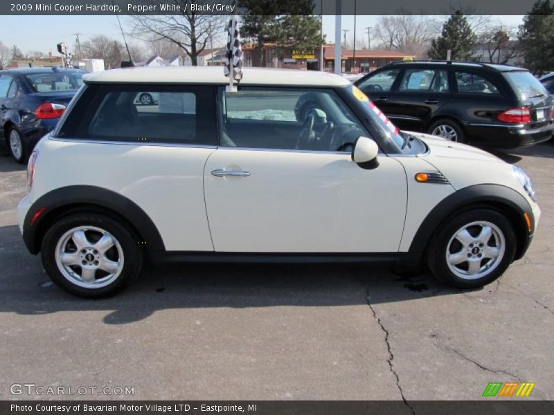 Pepper White / Black/Grey 2009 Mini Cooper Hardtop