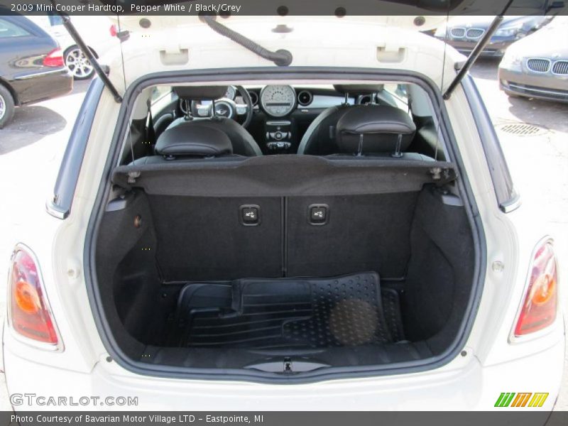 Pepper White / Black/Grey 2009 Mini Cooper Hardtop