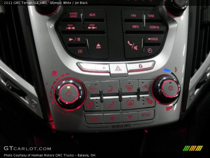 Olympic White / Jet Black 2011 GMC Terrain SLE AWD