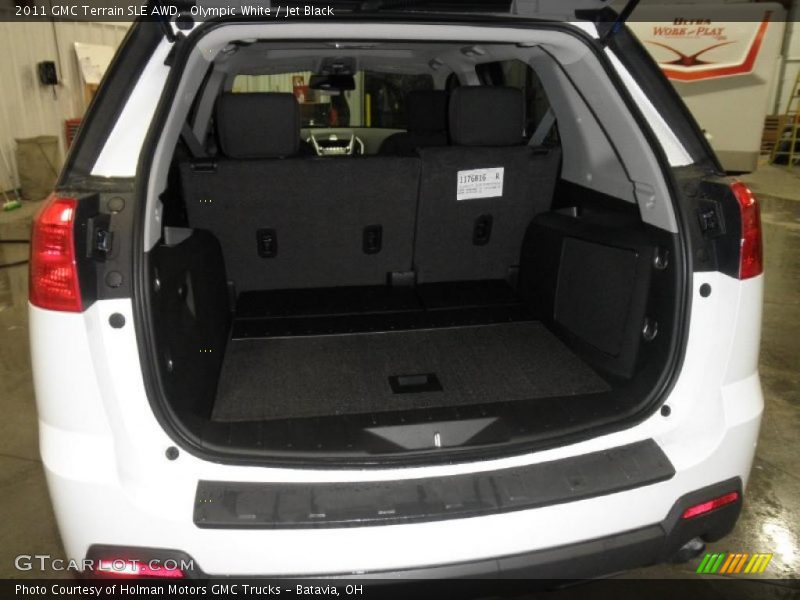  2011 Terrain SLE AWD Trunk