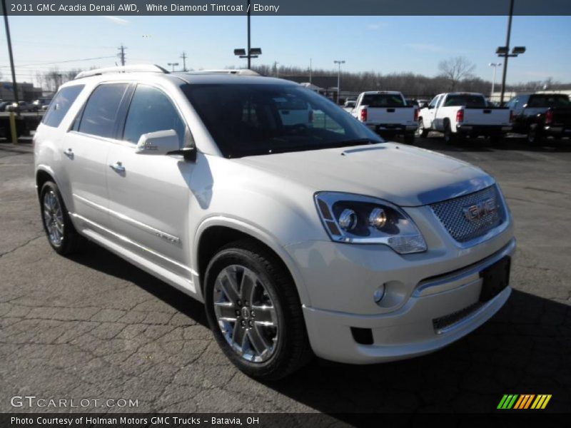 Front 3/4 View of 2011 Acadia Denali AWD