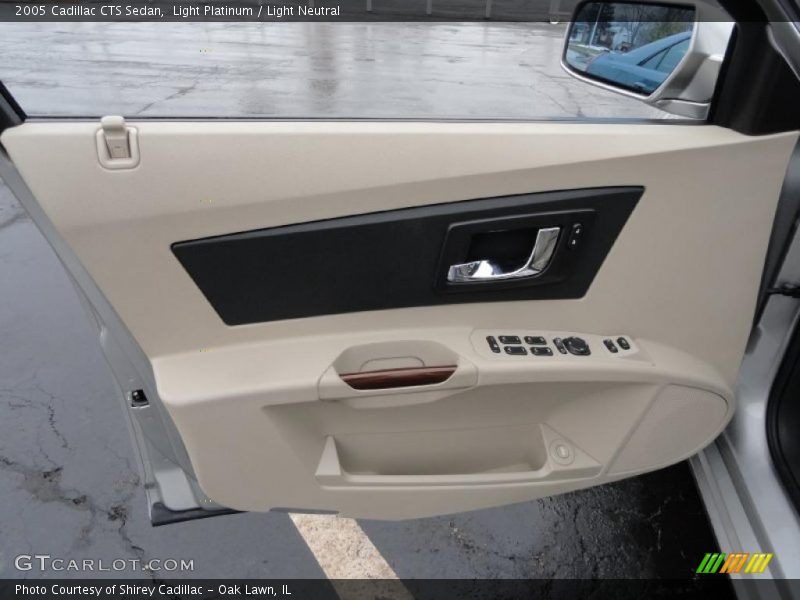 Light Platinum / Light Neutral 2005 Cadillac CTS Sedan