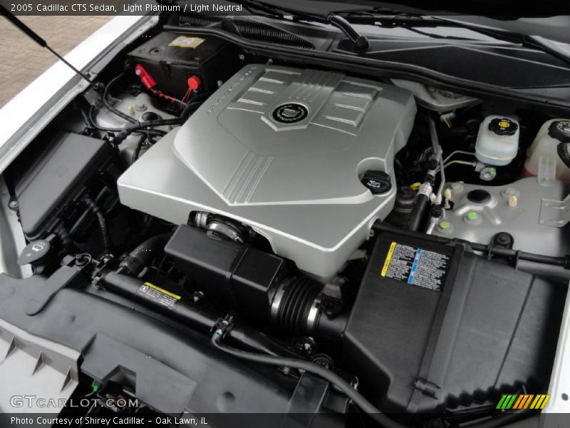 Light Platinum / Light Neutral 2005 Cadillac CTS Sedan