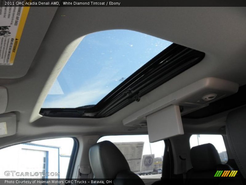 White Diamond Tintcoat / Ebony 2011 GMC Acadia Denali AWD