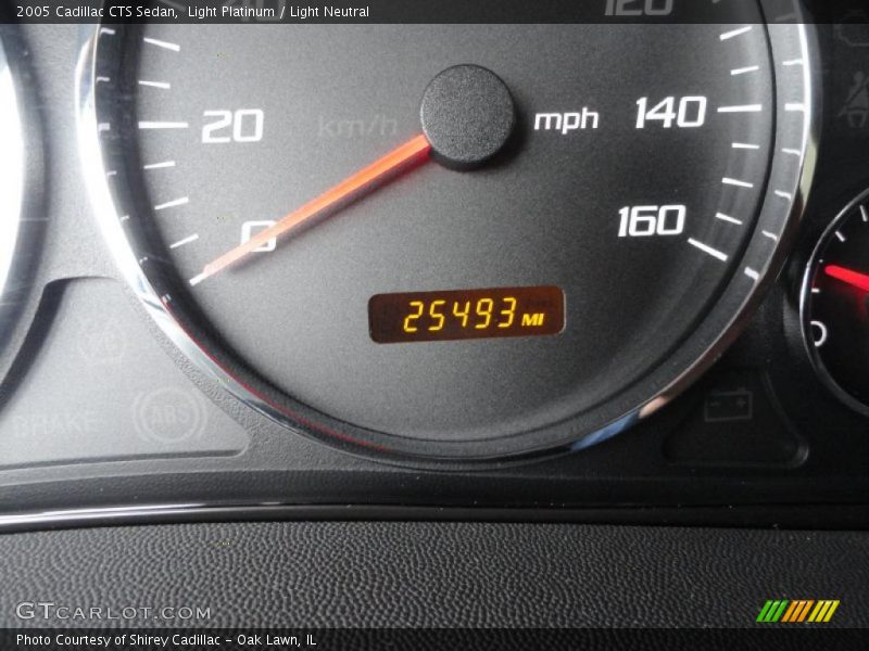 Light Platinum / Light Neutral 2005 Cadillac CTS Sedan