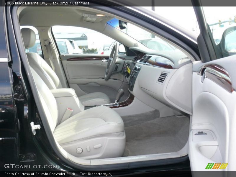 Black Onyx / Cashmere 2006 Buick Lucerne CXL