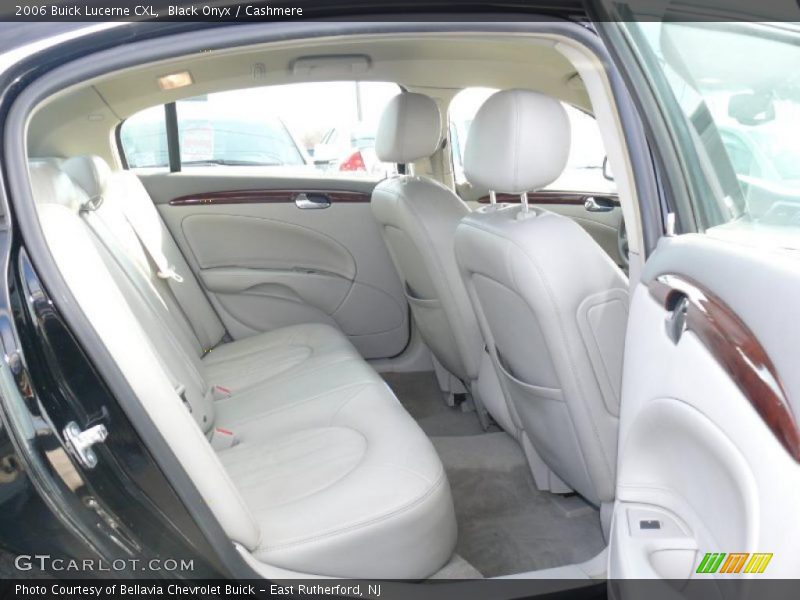 Black Onyx / Cashmere 2006 Buick Lucerne CXL