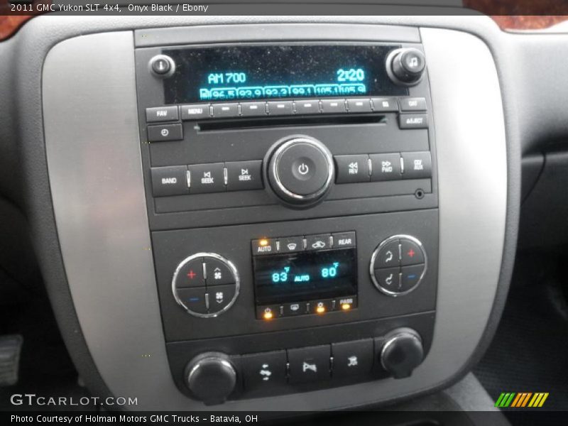 Controls of 2011 Yukon SLT 4x4