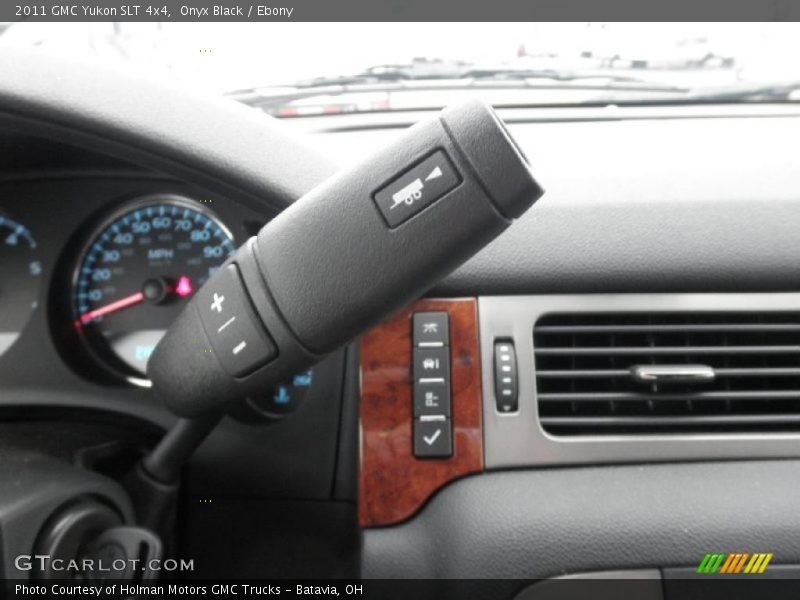  2011 Yukon SLT 4x4 6 Speed Automatic Shifter