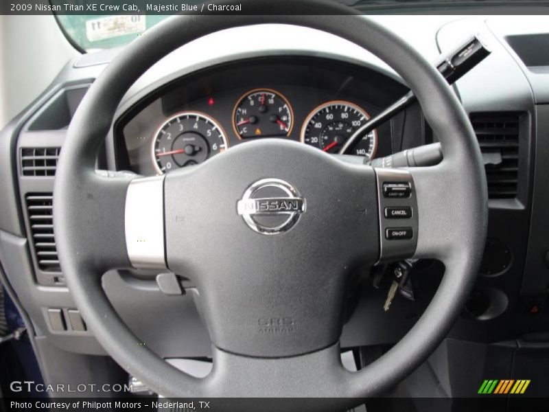  2009 Titan XE Crew Cab Steering Wheel