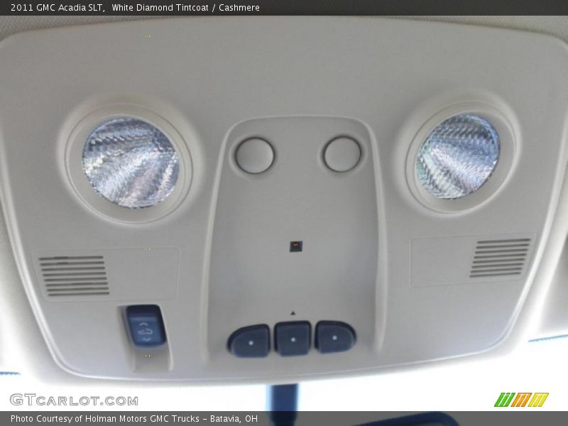 White Diamond Tintcoat / Cashmere 2011 GMC Acadia SLT