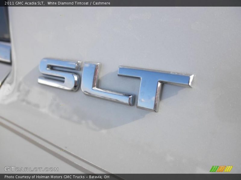 White Diamond Tintcoat / Cashmere 2011 GMC Acadia SLT