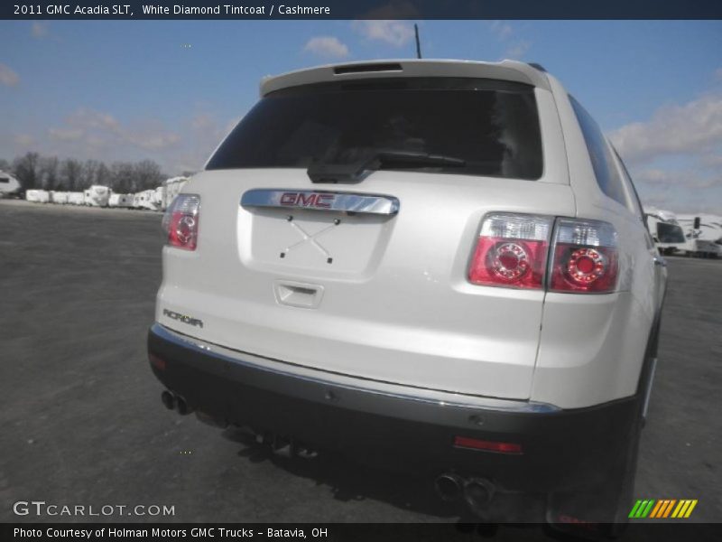 White Diamond Tintcoat / Cashmere 2011 GMC Acadia SLT