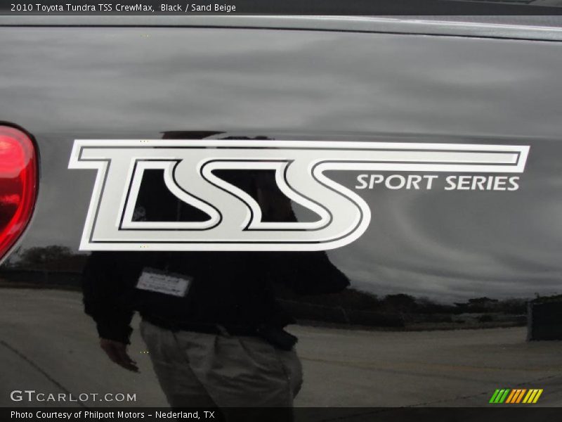  2010 Tundra TSS CrewMax Logo