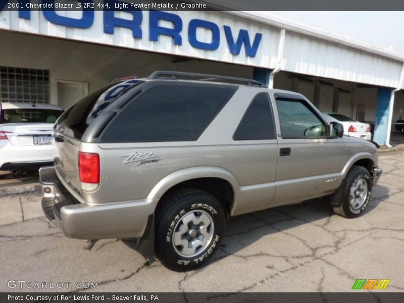 Light Pewter Metallic / Graphite 2001 Chevrolet Blazer LS ZR2 4x4