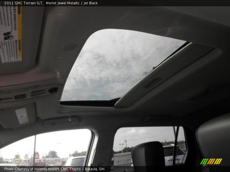 Merlot Jewel Metallic / Jet Black 2011 GMC Terrain SLT