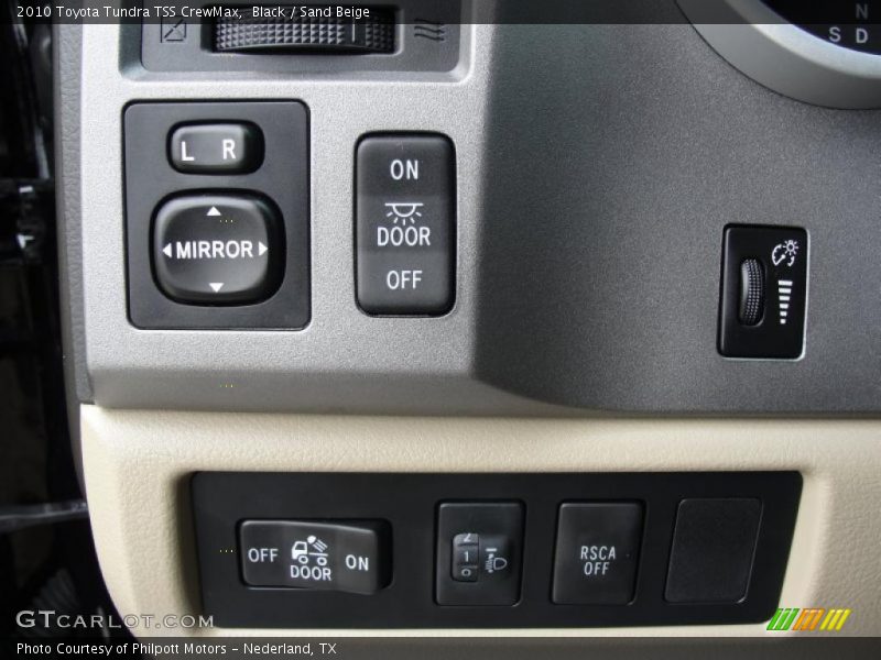 Controls of 2010 Tundra TSS CrewMax