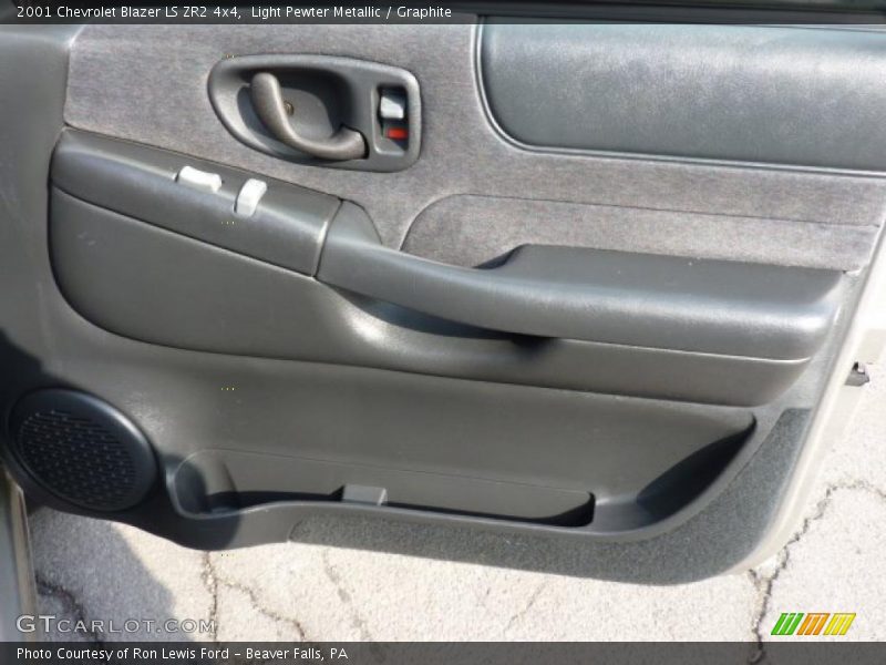 Door Panel of 2001 Blazer LS ZR2 4x4