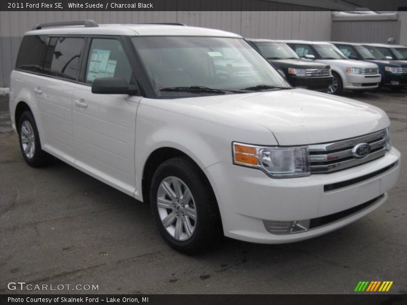 White Suede / Charcoal Black 2011 Ford Flex SE