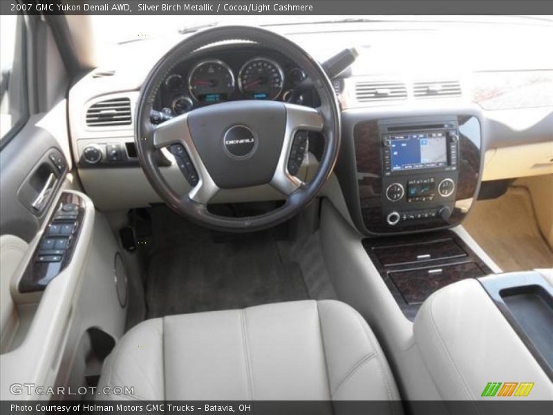 Silver Birch Metallic / Cocoa/Light Cashmere 2007 GMC Yukon Denali AWD