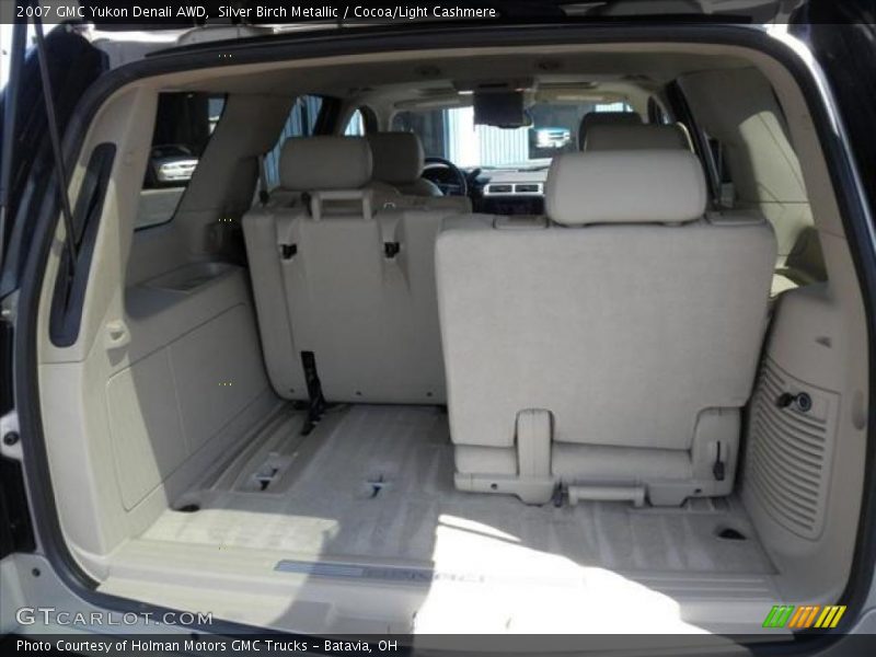 Silver Birch Metallic / Cocoa/Light Cashmere 2007 GMC Yukon Denali AWD