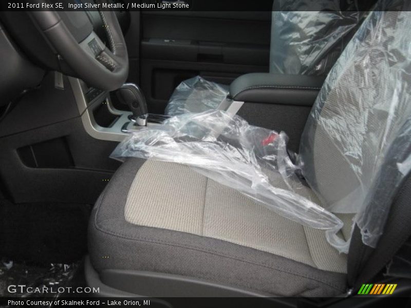 Ingot Silver Metallic / Medium Light Stone 2011 Ford Flex SE