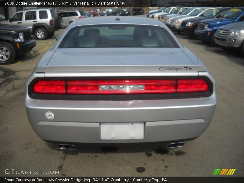 Bright Silver Metallic / Dark Slate Gray 2009 Dodge Challenger R/T