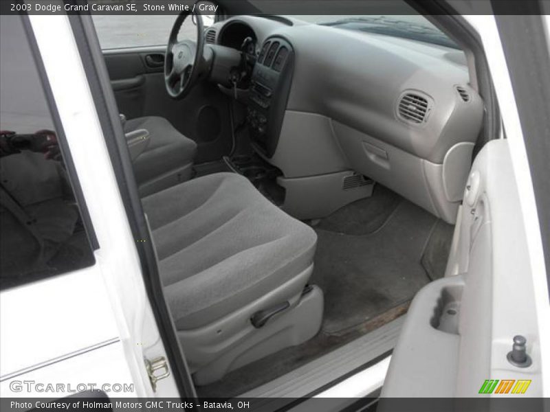 Stone White / Gray 2003 Dodge Grand Caravan SE