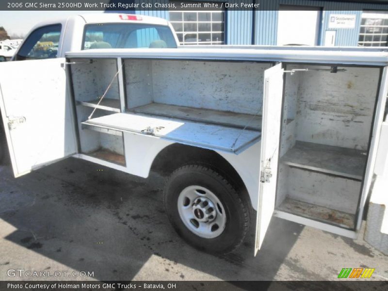 Summit White / Dark Pewter 2006 GMC Sierra 2500HD Work Truck Regular Cab Chassis