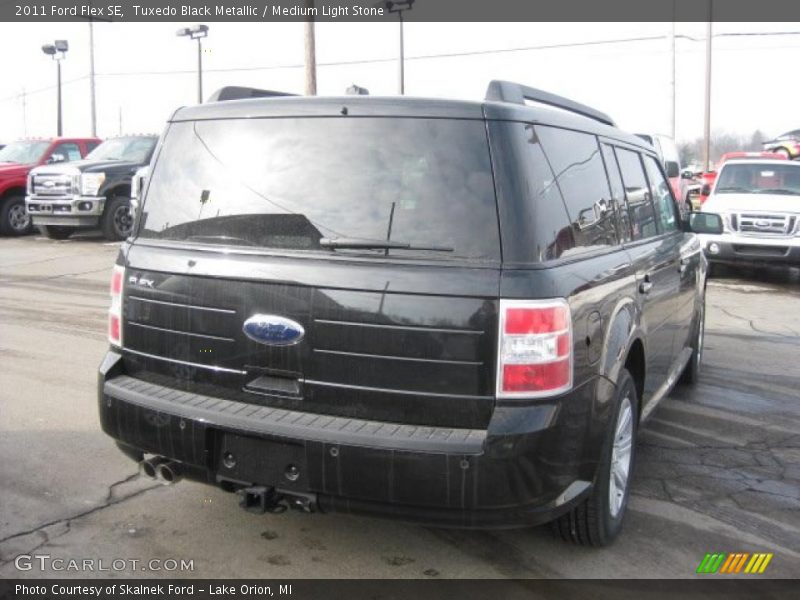 Tuxedo Black Metallic / Medium Light Stone 2011 Ford Flex SE