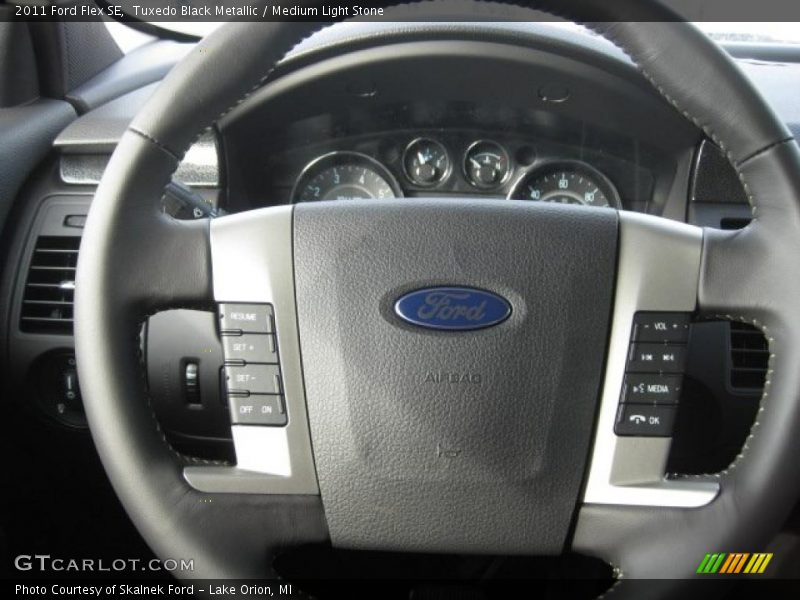 Tuxedo Black Metallic / Medium Light Stone 2011 Ford Flex SE