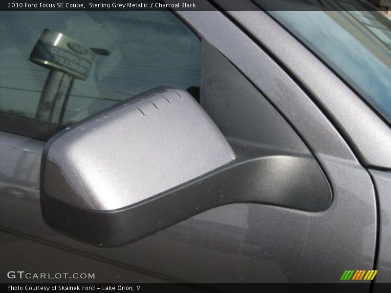 Sterling Grey Metallic / Charcoal Black 2010 Ford Focus SE Coupe