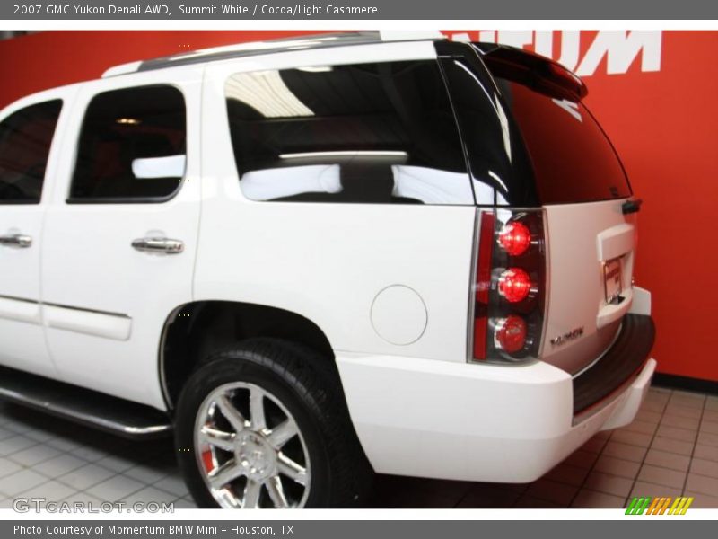 Summit White / Cocoa/Light Cashmere 2007 GMC Yukon Denali AWD