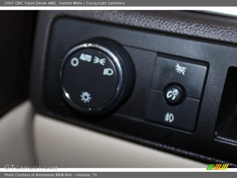Summit White / Cocoa/Light Cashmere 2007 GMC Yukon Denali AWD