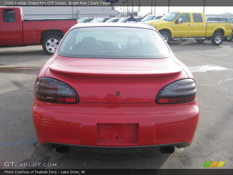 Bright Red / Dark Taupe 2000 Pontiac Grand Prix GTP Sedan