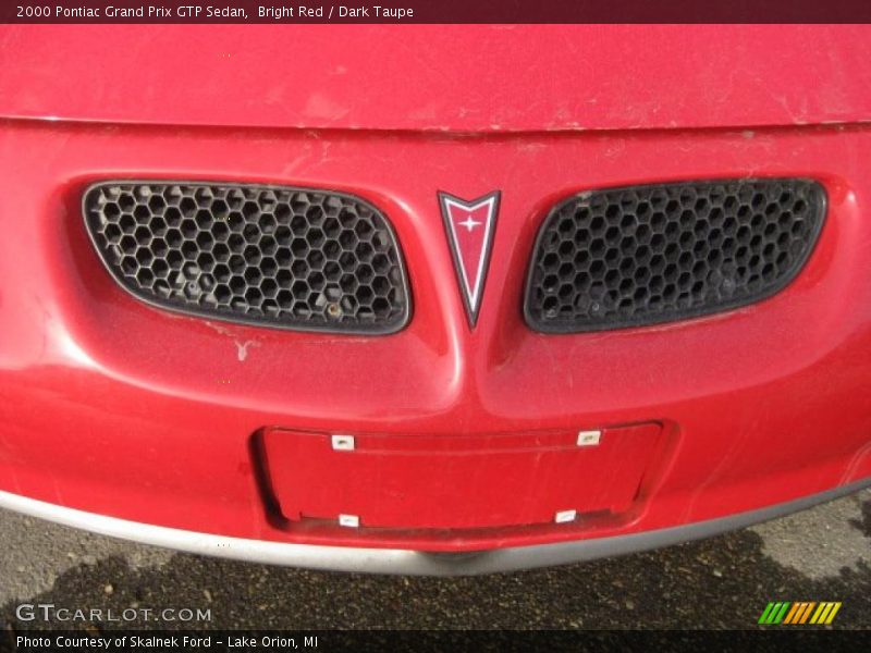 Bright Red / Dark Taupe 2000 Pontiac Grand Prix GTP Sedan