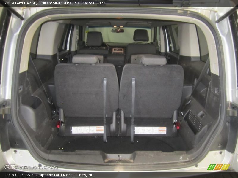 Brilliant Silver Metallic / Charcoal Black 2009 Ford Flex SE