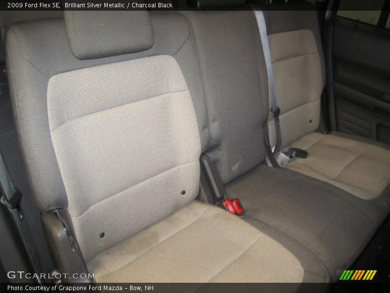 Brilliant Silver Metallic / Charcoal Black 2009 Ford Flex SE