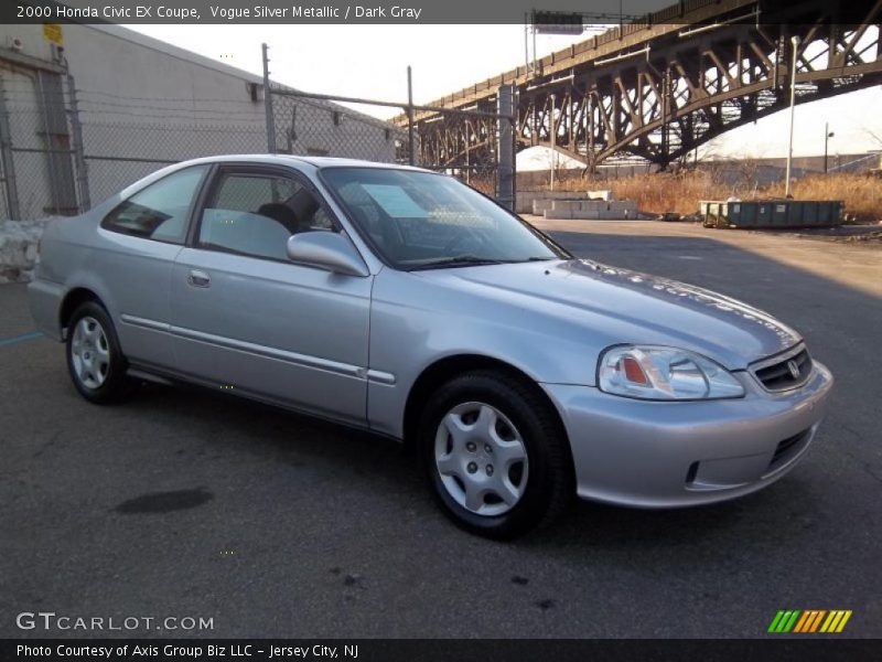 Front 3/4 View of 2000 Civic EX Coupe