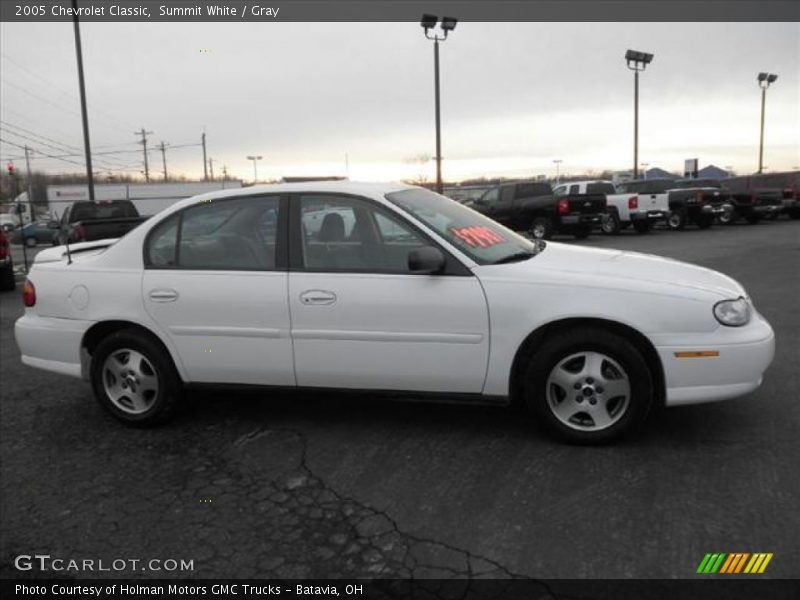 Summit White / Gray 2005 Chevrolet Classic