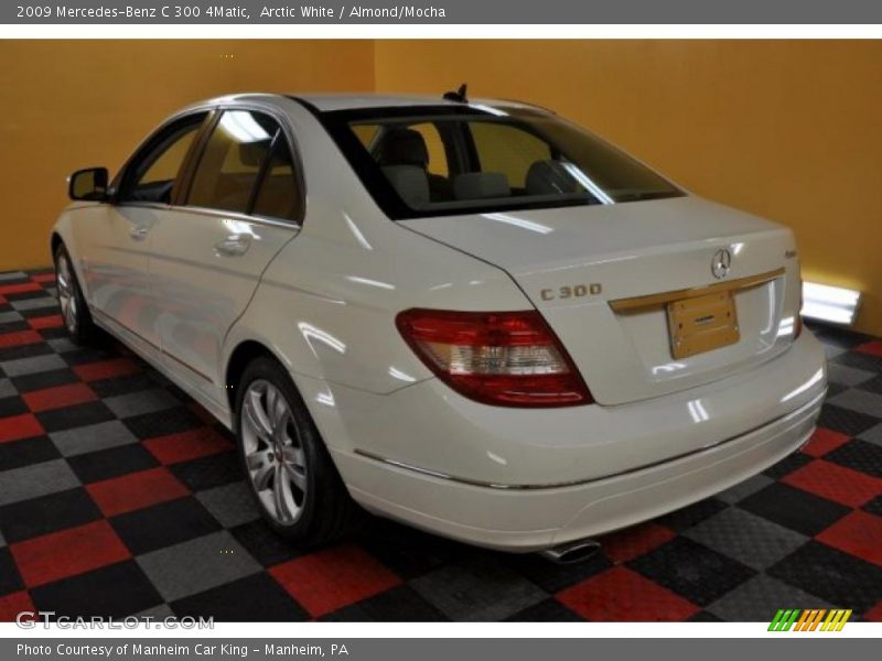 Arctic White / Almond/Mocha 2009 Mercedes-Benz C 300 4Matic