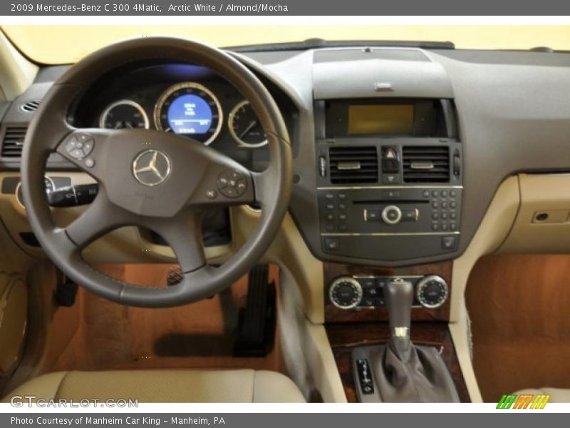 Arctic White / Almond/Mocha 2009 Mercedes-Benz C 300 4Matic