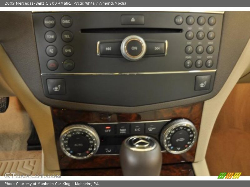 Arctic White / Almond/Mocha 2009 Mercedes-Benz C 300 4Matic