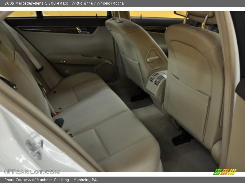 Arctic White / Almond/Mocha 2009 Mercedes-Benz C 300 4Matic