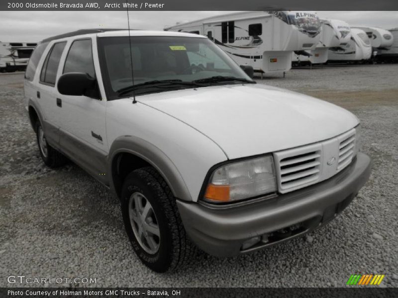 Front 3/4 View of 2000 Bravada AWD