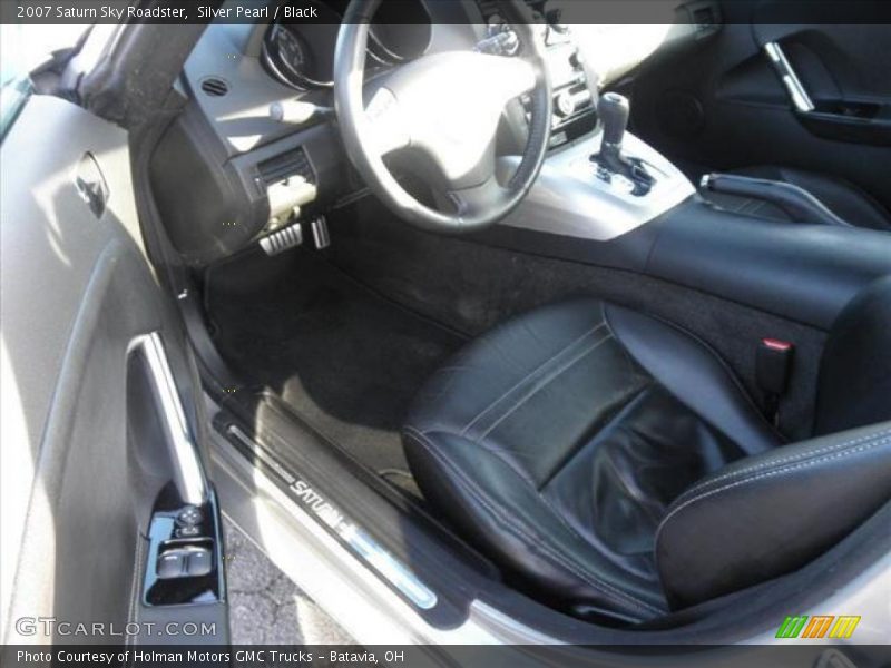Silver Pearl / Black 2007 Saturn Sky Roadster