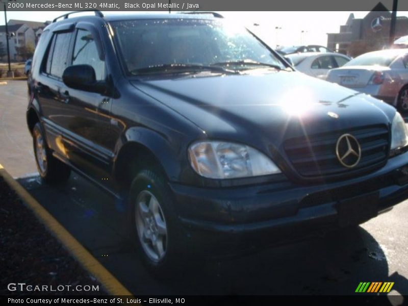 Black Opal Metallic / Java 2000 Mercedes-Benz ML 320 4Matic