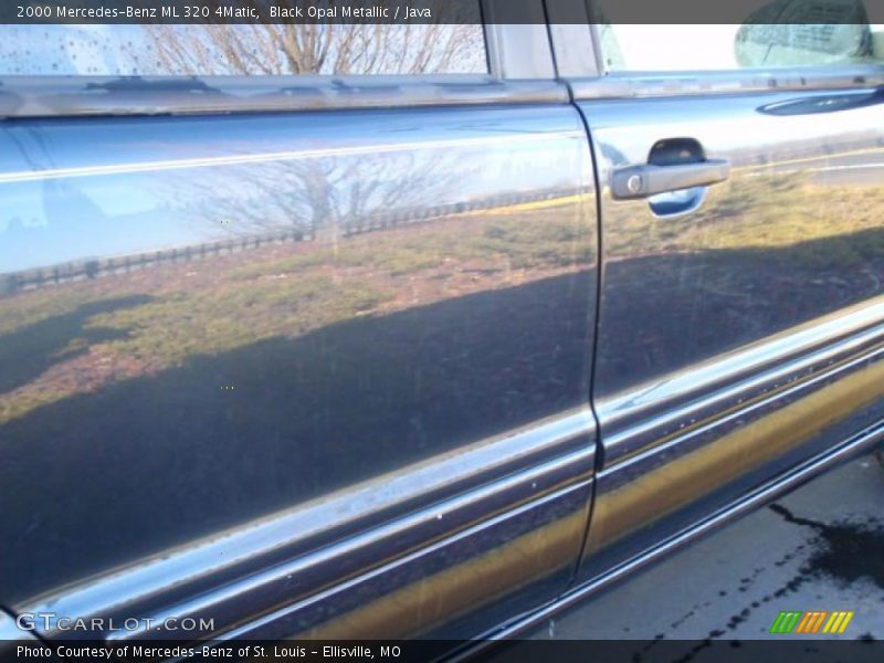 Black Opal Metallic / Java 2000 Mercedes-Benz ML 320 4Matic