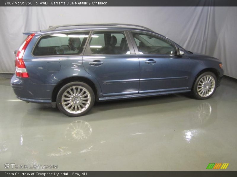 Barrents Blue Metallic / Off Black 2007 Volvo V50 T5 AWD